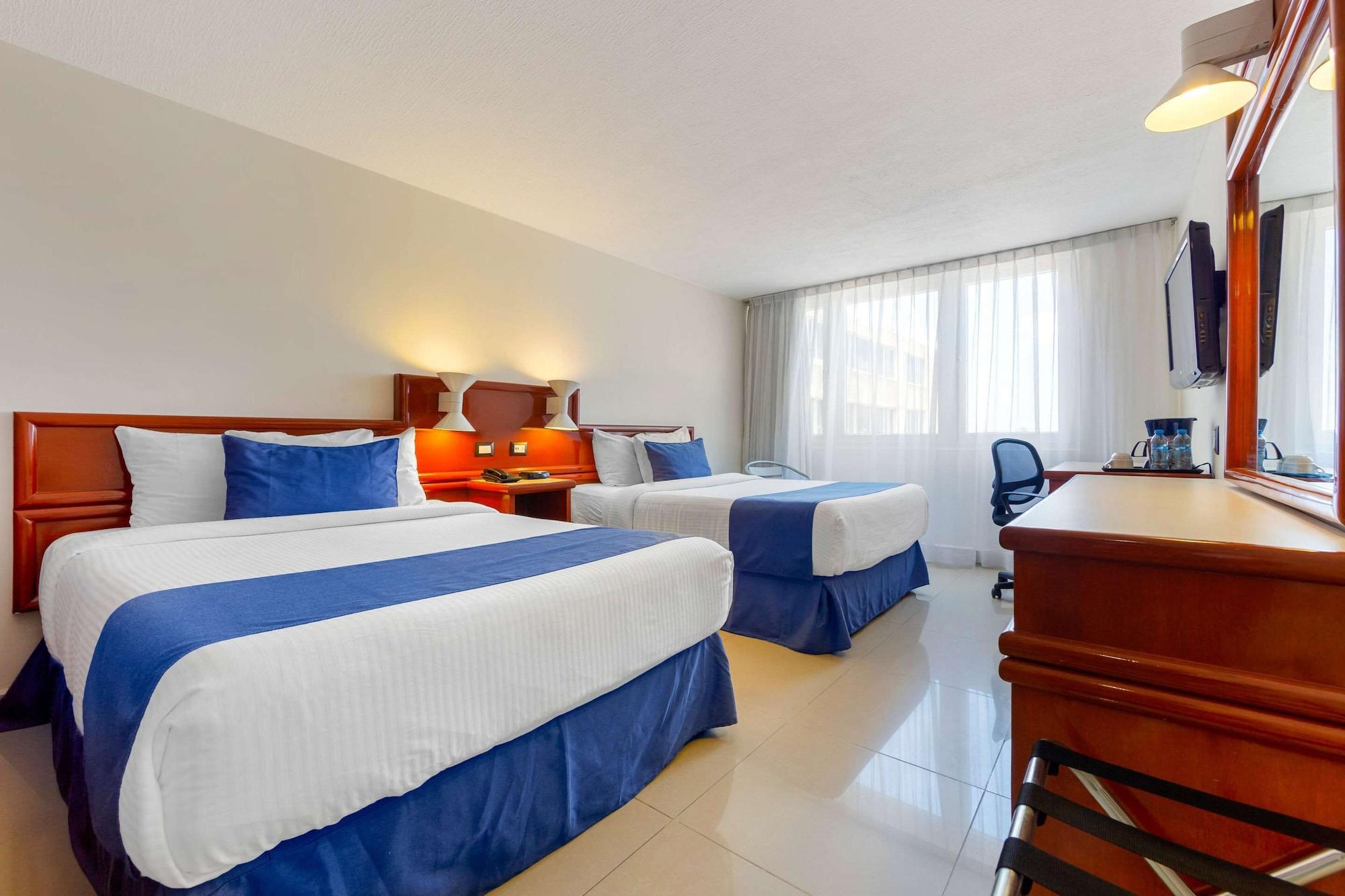 ורקרוז Hotel Hostal De Cortes מראה חיצוני תמונה
