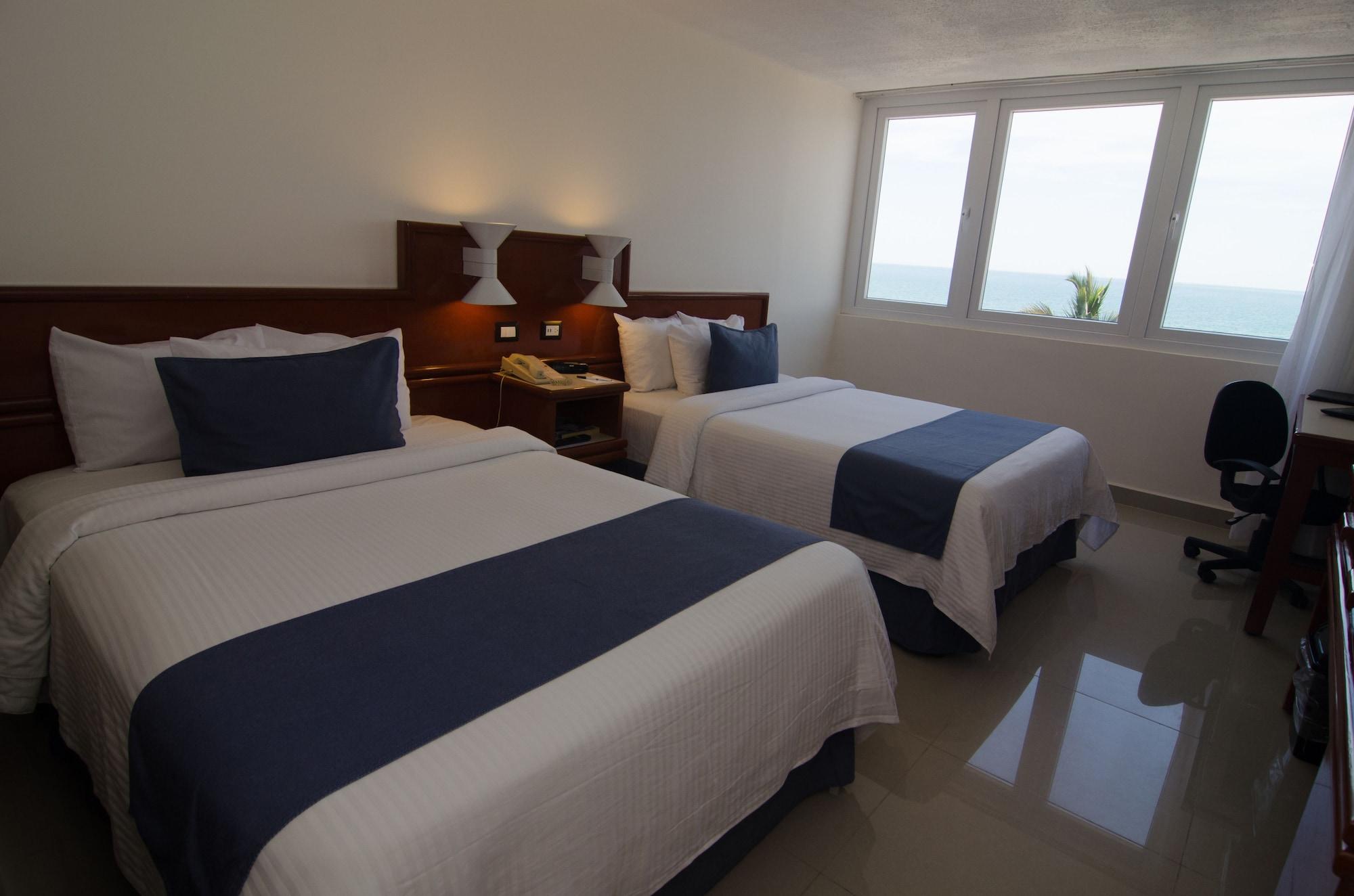 ורקרוז Hotel Hostal De Cortes מראה חיצוני תמונה