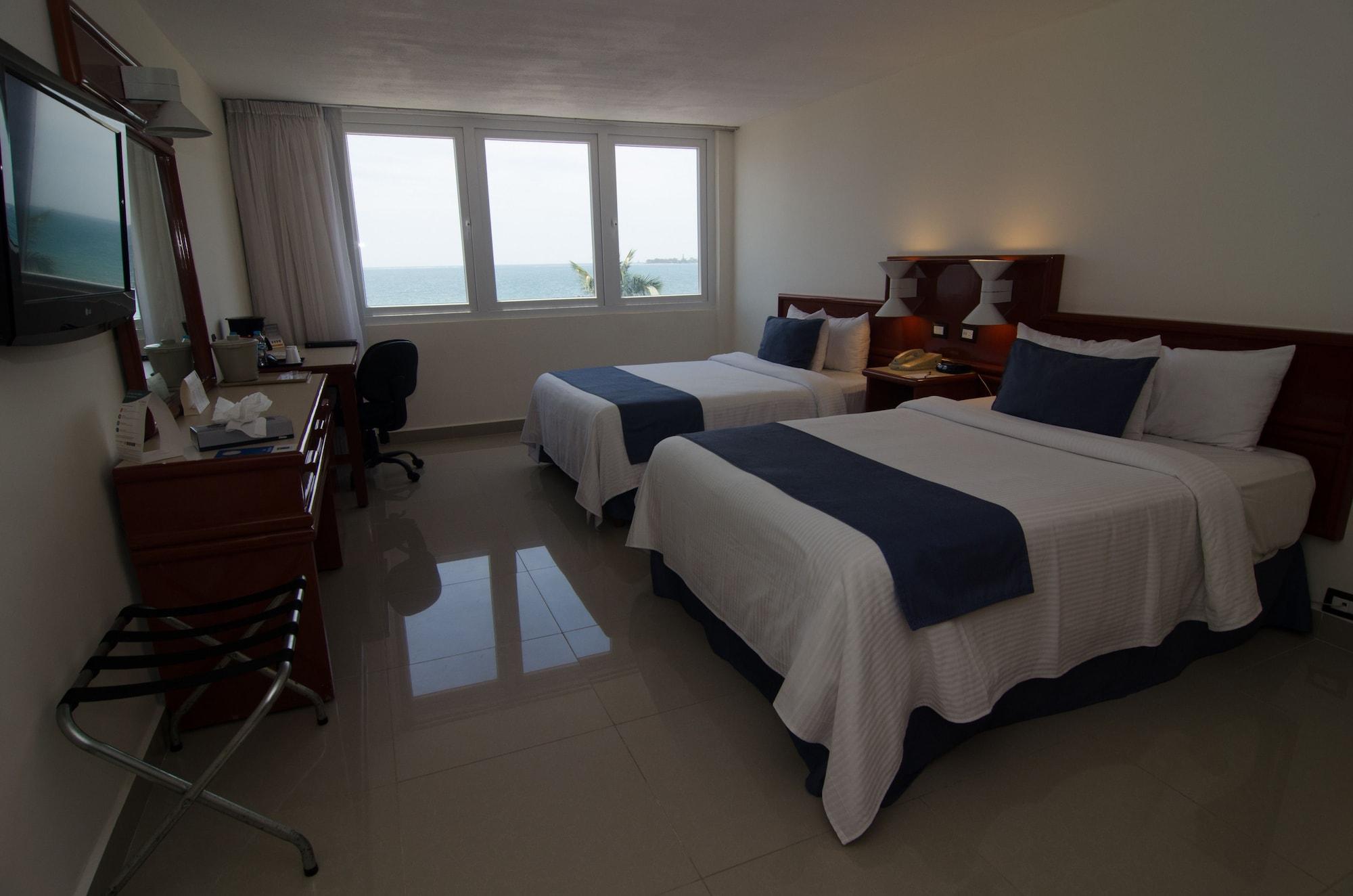 ורקרוז Hotel Hostal De Cortes מראה חיצוני תמונה