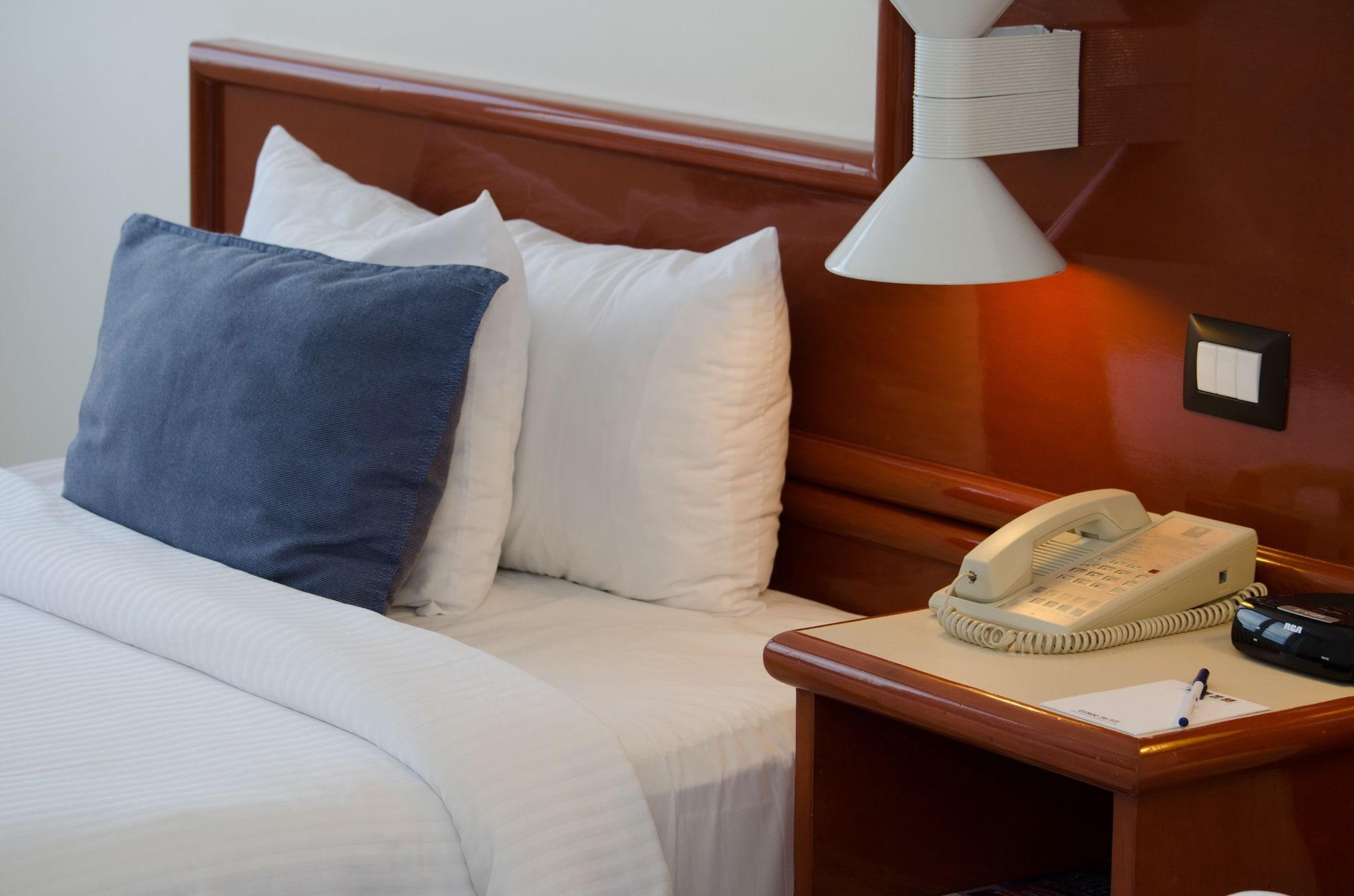 ורקרוז Hotel Hostal De Cortes מראה חיצוני תמונה