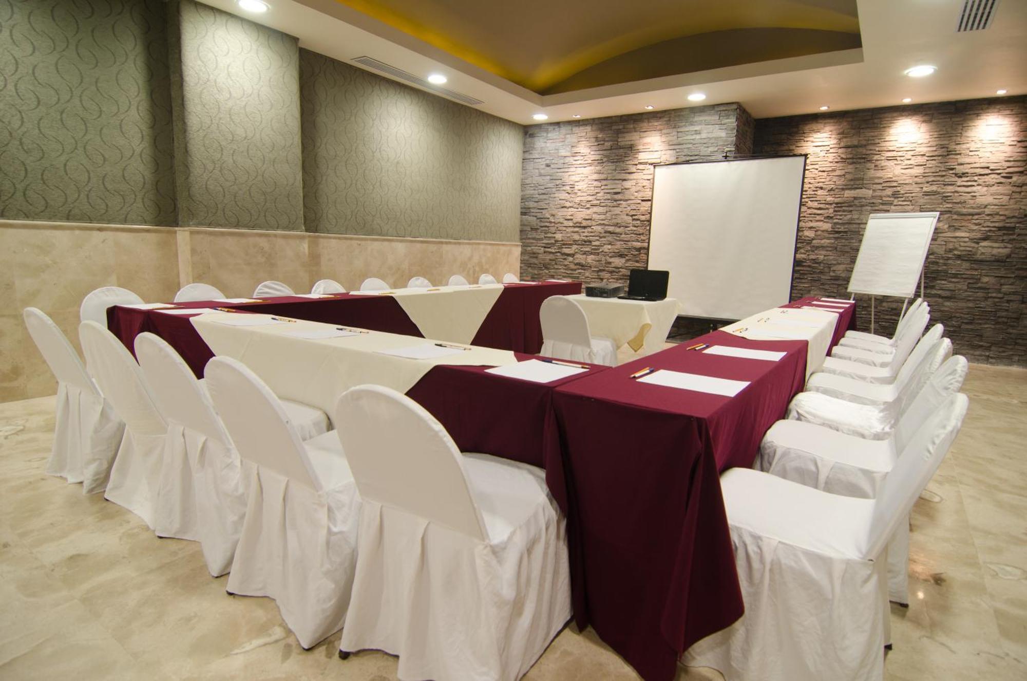 ורקרוז Hotel Hostal De Cortes מראה חיצוני תמונה