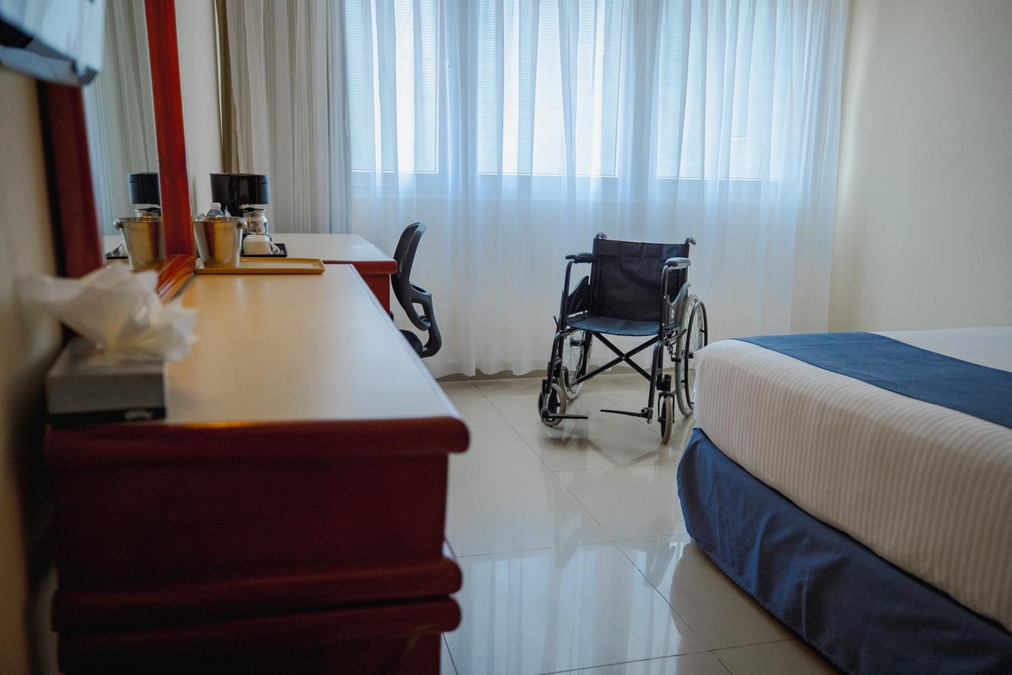 ורקרוז Hotel Hostal De Cortes מראה חיצוני תמונה