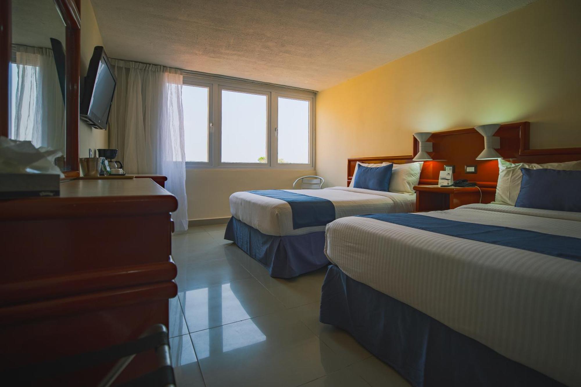 ורקרוז Hotel Hostal De Cortes מראה חיצוני תמונה