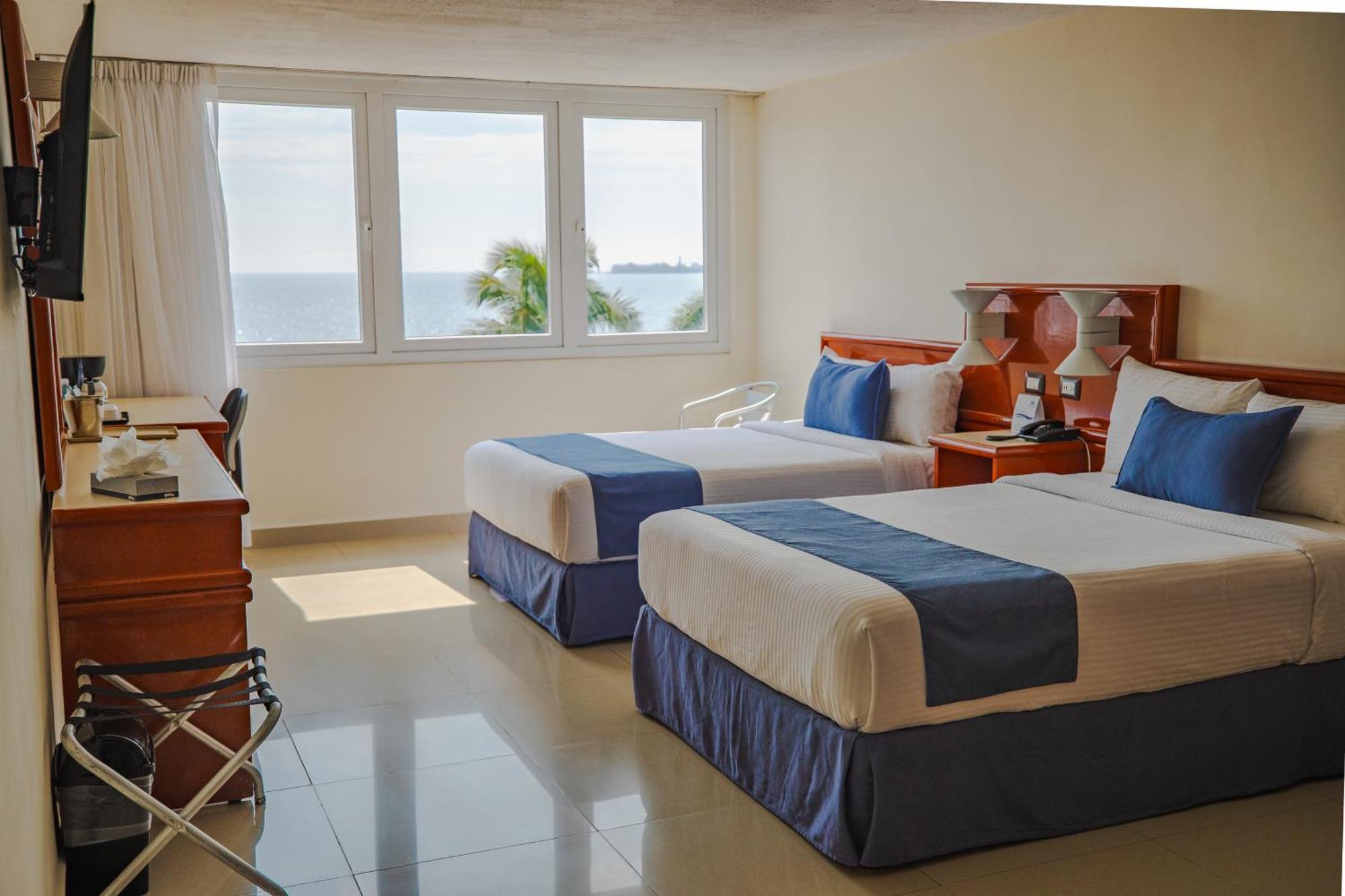 ורקרוז Hotel Hostal De Cortes מראה חיצוני תמונה